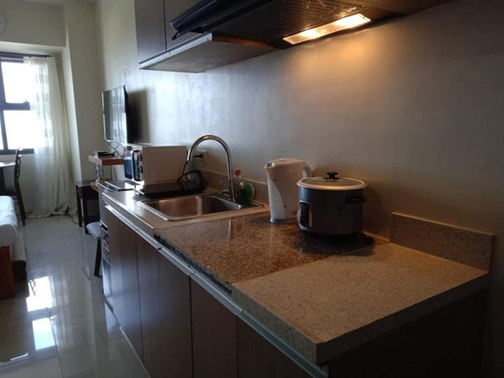Horizon 101 A4 Near Robinson Mall Free Pool Wifi Cebu Stadt Exterior foto